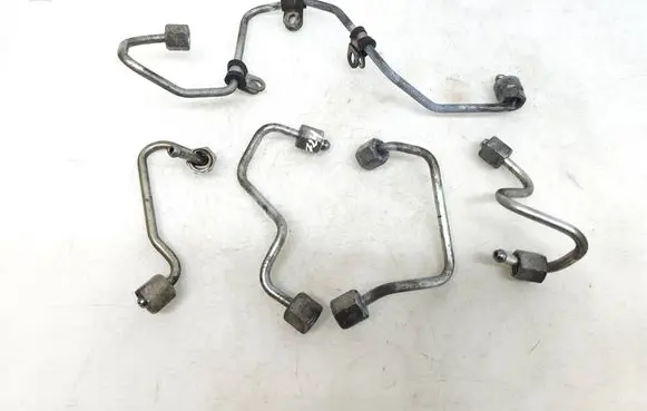 Audi TT TTS Mk2 Fuel injector supply line/pipe 03L130301H