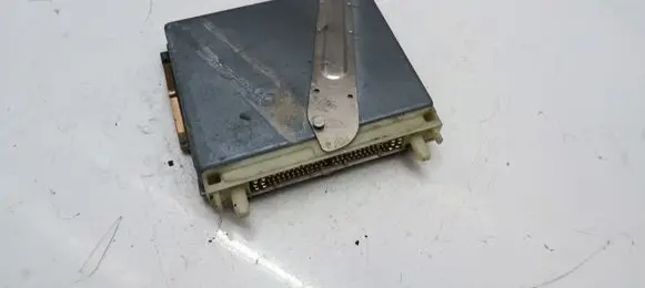Volvo V70 Engine control unit/module 0281001802