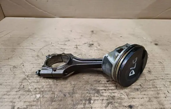 Audi Q5 SQ5 Piston with connecting rod DLG