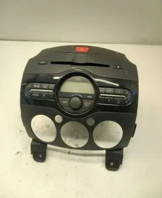 Mazda 2 Radio/CD/DVD/GPS head unit DL4066AR0 14797426 508230601C7426