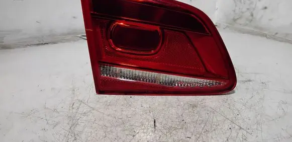 Volkswagen PASSAT B7 Tailgate rear/tail lights 90004895