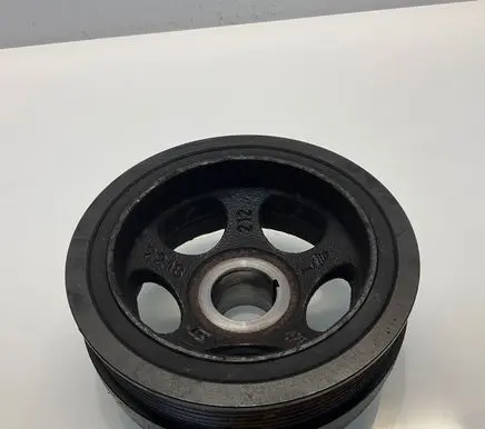 Mercedes-Benz E W212 Crankshaft pulley A6420300403 6420300403