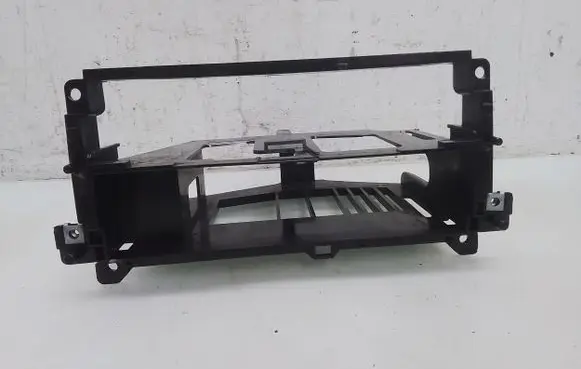 BMW 3 E46 Dashboard center trim panel 8237560