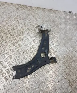 Volkswagen PASSAT B7 Front lower control arm/wishbone 5N0407152 131210MC126 643VVAA