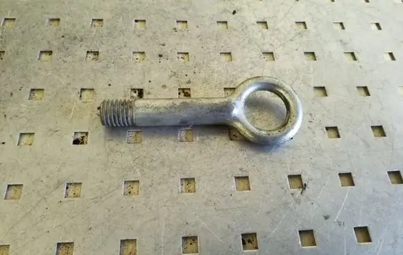 Nissan Qashqai Towing hook eye 