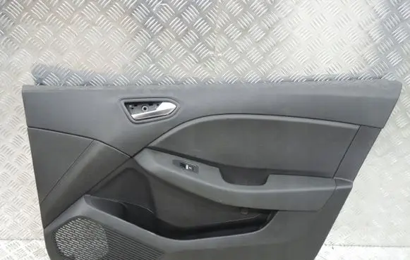 Renault Clio V Coupe rear side trim panel 