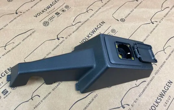 Volkswagen Caddy Tailgate/trunk/boot open switch 2K7867101A
