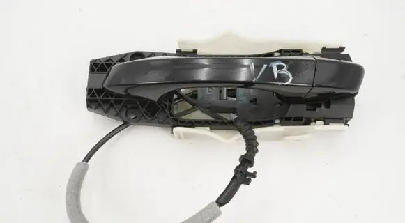 Skoda Octavia Mk3 (5E) Front door exterior handle 5L0837885C 5E0837349A