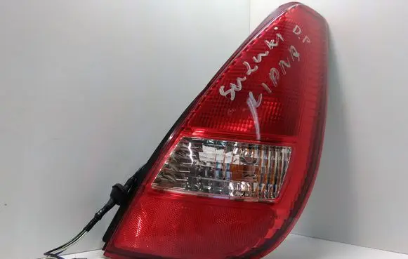 Suzuki Liana Rear/tail lights