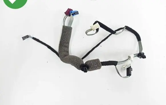 Mercedes-Benz C W204 Rear door wiring loom A2045402710