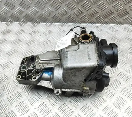 Ford Focus Oil filter cover 30788494 6740273536