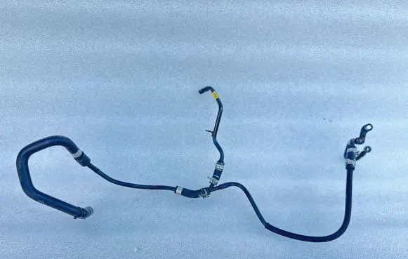 Audi Q7 4L Engine coolant pipe/hose 059121399 4F0121107AN