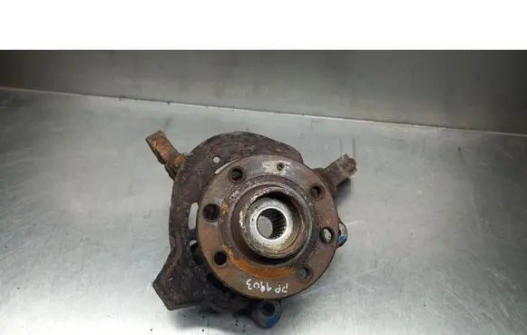 Opel Corsa C Front wheel hub spindle knuckle
