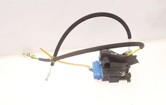 Audi A4 S4 B5 8D Rear door lock 8D0839016A 8D0839016