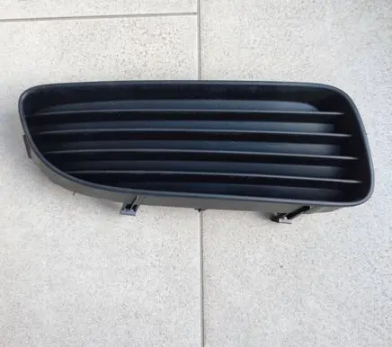 Toyota Corolla E110 Front fog light trim/grill 8148112040