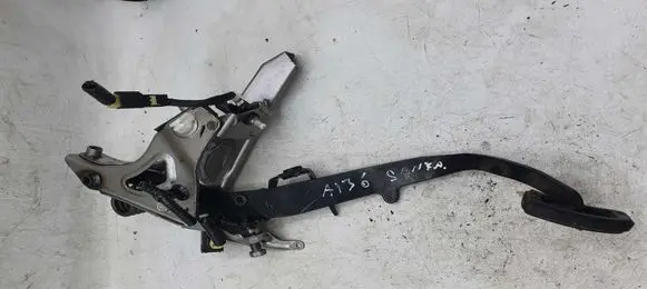 Clutch pedal