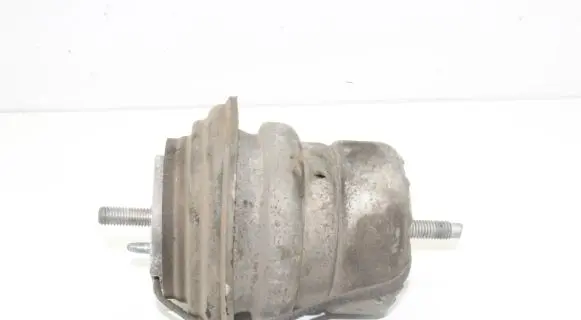 Jaguar XF X250 Engine mount bracket 8X236A003CC