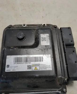 Opel Astra H Engine control unit/module 55579443