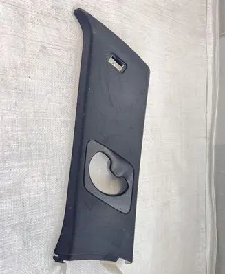 BMW X5 E70 (C) pillar trim 503689PD