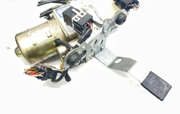 Mercedes-Benz SLK R170 Convertible roof hydraulic pump A1708000030