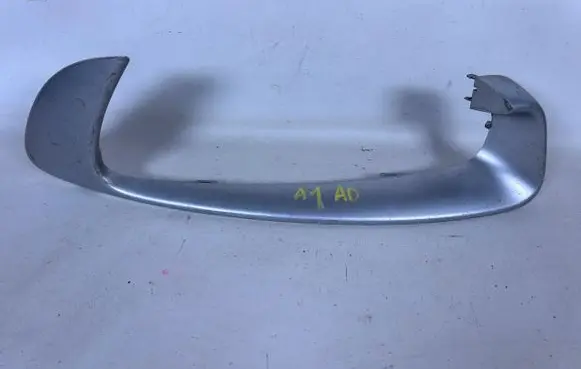 Rear bumper trim bar molding