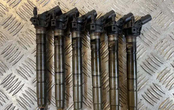 Fuel injectors set
