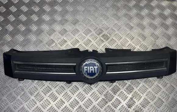 Fiat Panda II Front grill 735353899