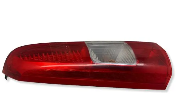 Volvo XC70 Tailgate rear/tail lights 160985