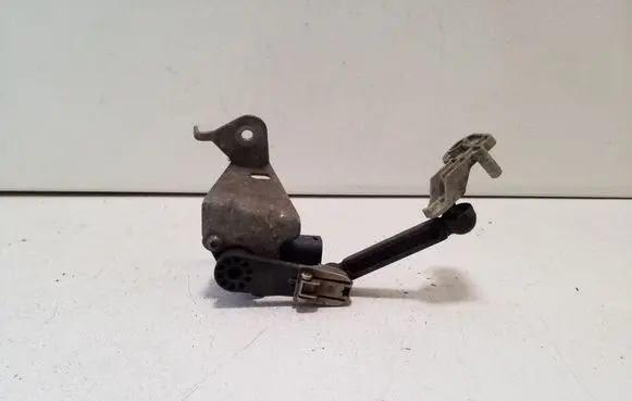 BMW i4 Rear air suspension level height sensor 37146895466 6895466