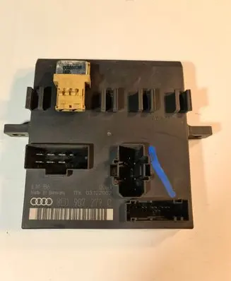 Audi A4 S4 B6 8E 8H Comfort/convenience module 8E0907279C