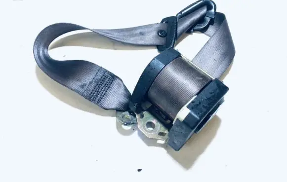 Audi A3 S3 8L Rear seatbelt 8l3857805b 00063613