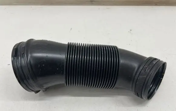 Skoda Octavia Mk4 Air intake duct part 5Q0129684C