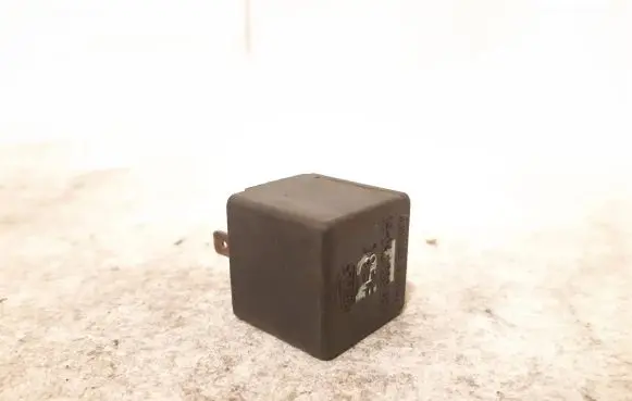Volkswagen Golf III Other relay 191953227 71453 21421W0