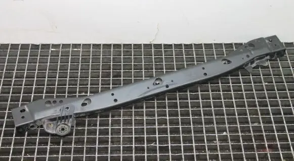 Opel Insignia B Top upper radiator support slam panel
