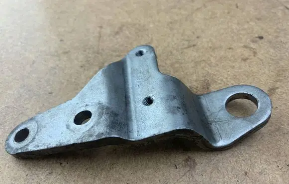 BMW 1 E81 E87 Other cylinder head part 11127797494 7797494