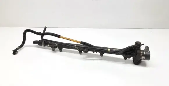 Mercedes-Benz Vaneo W414 Fuel main line pipe A6680700095 0445214005 0281002241