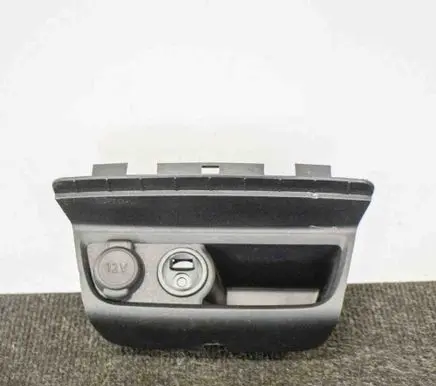 Peugeot 208 Glove box 9674655277