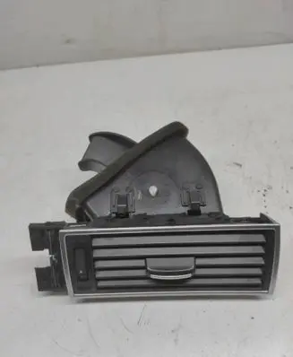 Audi A6 S6 C6 4F Dashboard side air vent grill/cover trim 4F1820902D