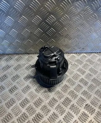 Opel Crossland X Heater fan/blower HB613001