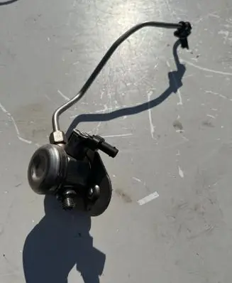BMW 2 F22 F23 Fuel injection high pressure pump 0261520258 013320440
