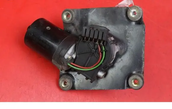 Front wiper linkage and motor