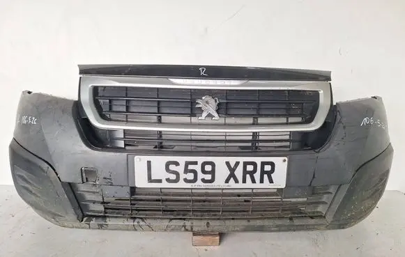 Peugeot Partner Front bumper
