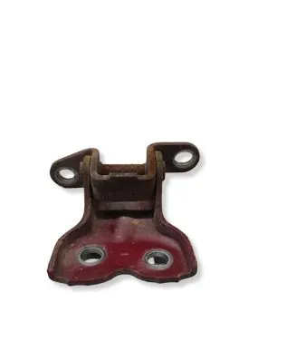 Toyota Avensis T250 Front door lower hinge 