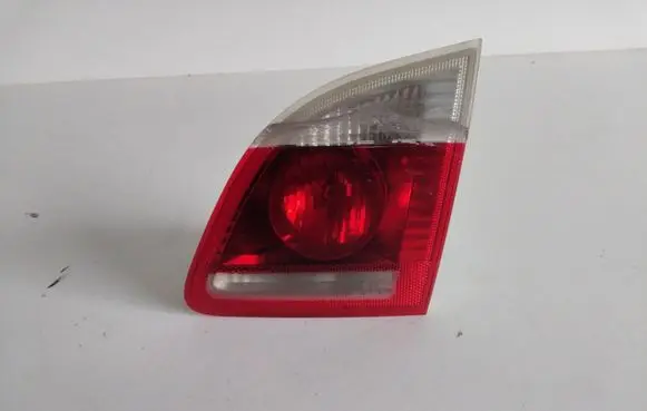BMW 5 E60 E61 Tailgate rear/tail lights 6935332