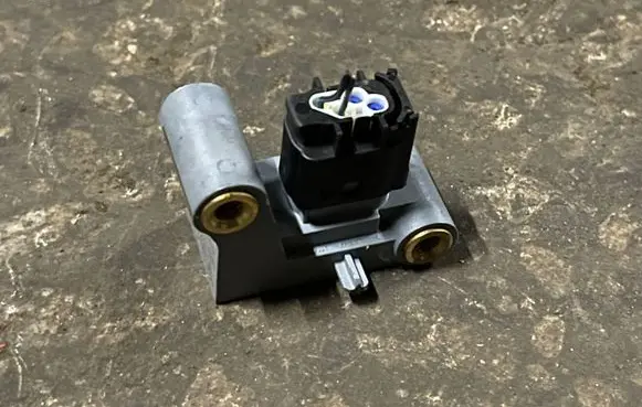 BMW 5 F10 F11 Airbag deployment crash/impact sensor 9159314 001534 020310