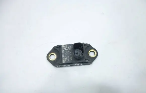 Volkswagen PASSAT B7 Airbag deployment crash/impact sensor 3C0907651