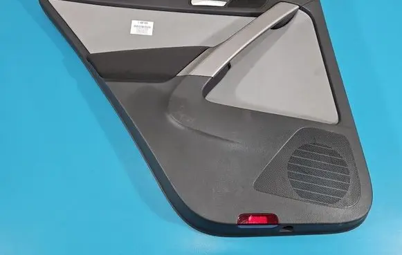 Volkswagen Tiguan Coupe rear side trim panel 5N0839113S IMPRK1580599