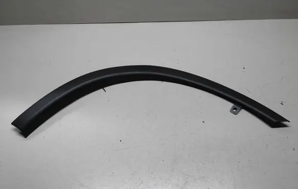 Mitsubishi Outlander Front arch trim 7407A301