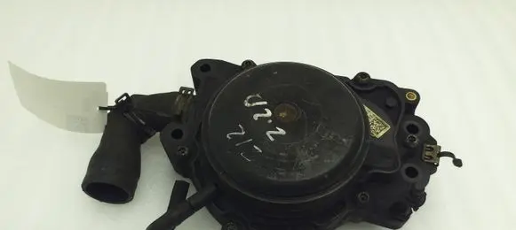 Mercedes-Benz E W212 Water pump A6512001901 A6512002001