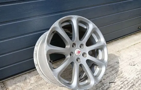Maserati Quattroporte R12 alloy rim 